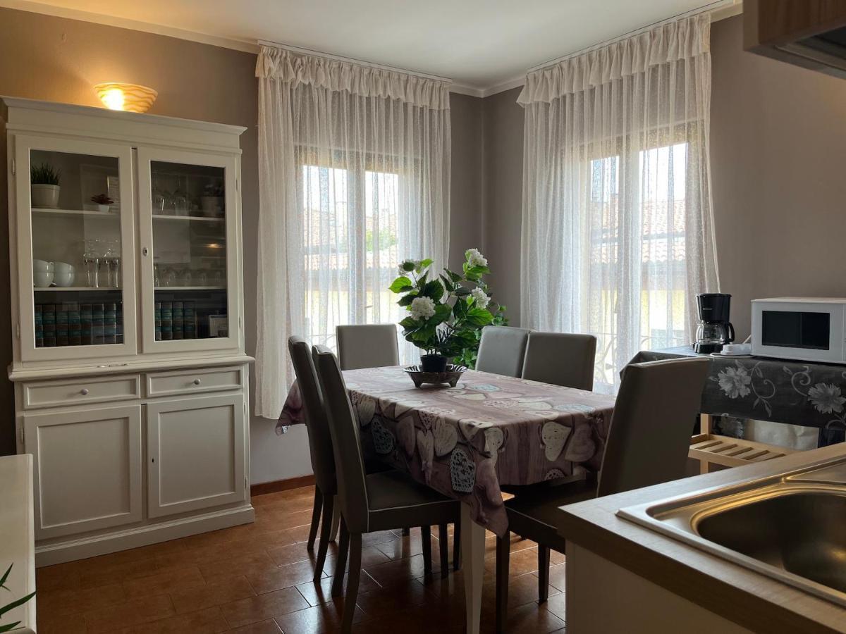 Anfite Apartments Aleardi Пескиера дел Гарда Екстериор снимка