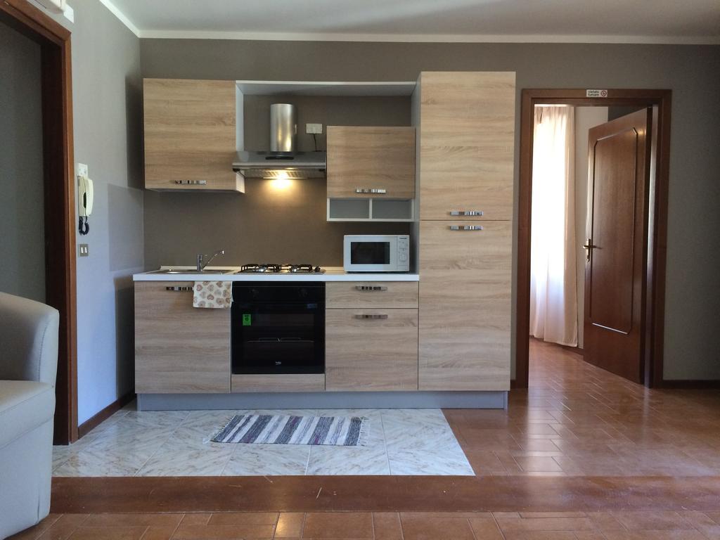 Anfite Apartments Aleardi Пескиера дел Гарда Екстериор снимка