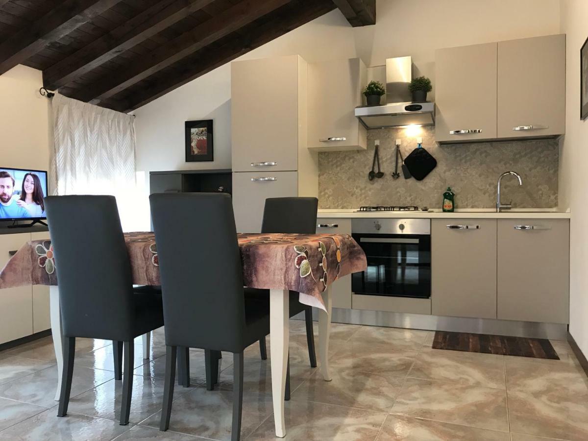 Anfite Apartments Aleardi Пескиера дел Гарда Екстериор снимка