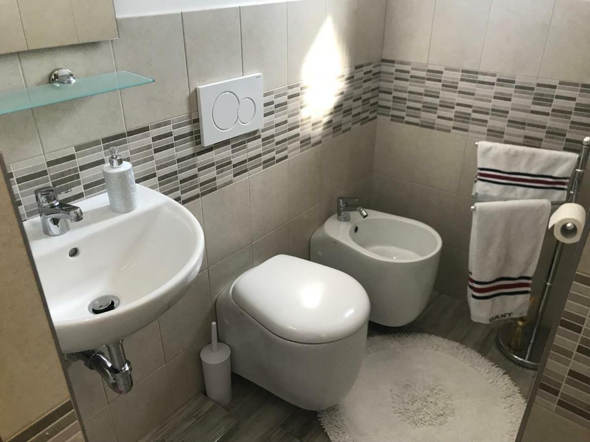 Anfite Apartments Aleardi Пескиера дел Гарда Екстериор снимка